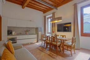 Classy apartment - hosted by Sweetstay, Florence